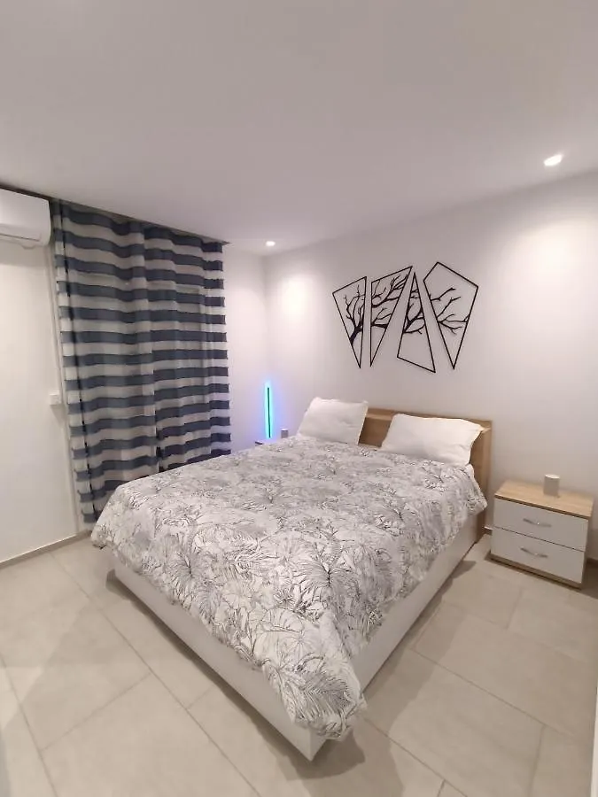 Lovely 1-Bed Apartment In Lac1 Tunis
